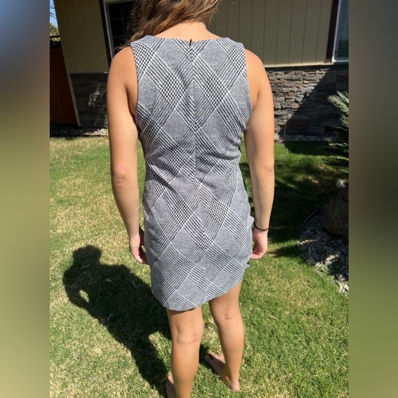 Banana Republic Plaid Stretch Dress (0 Petite) - Picture 5 of 6